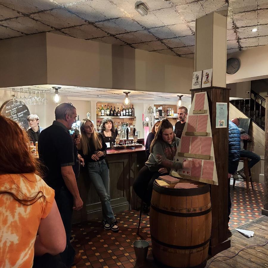Готель Trawden Arms Community Owned Pub Winewall Екстер'єр фото